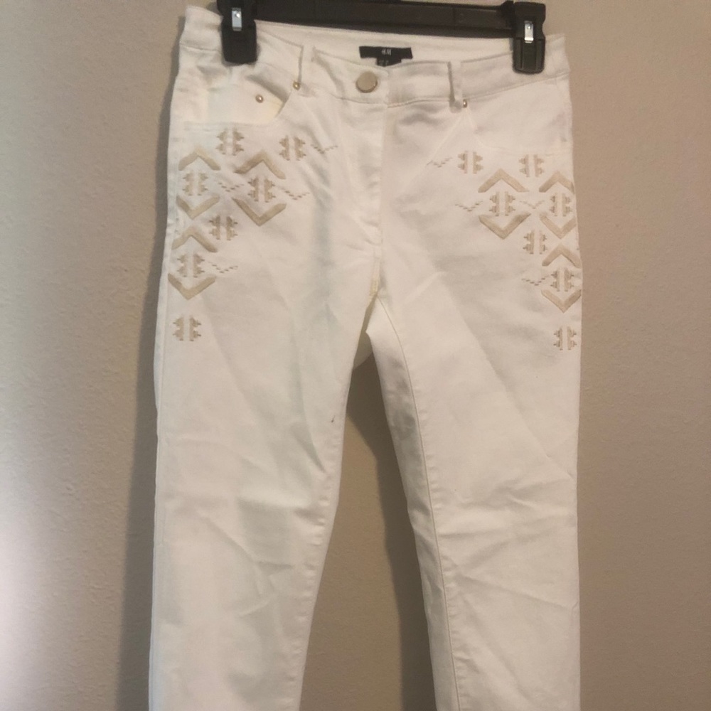 H&M White Jeans with Embroidery Tribal Acc…